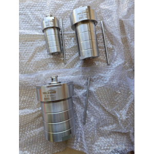 Bình phản ứng, Bình nhiệt thủy phân bằng teflon (lõi teflong, ngoài thép)