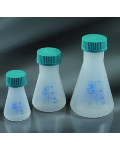 Bình tam giác nhựa 500ml có nắp vặn