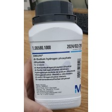 di-Sodium hydrogen phosphate dihydrate