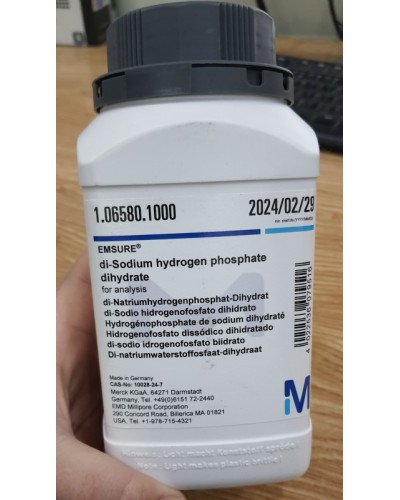 di-Sodium hydrogen phosphate dihydrate