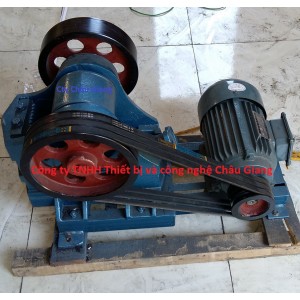 Máy nghiền đập hàm PE60x100 Máy nghiền đập hàm PE60x100